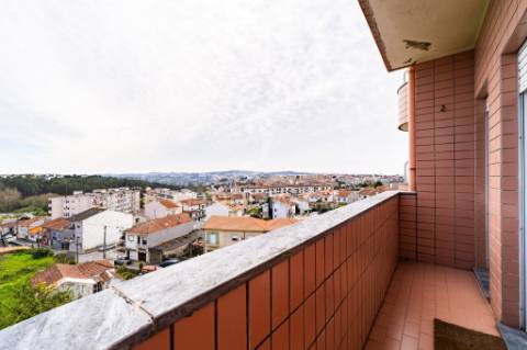 T3 com  lareira, 3 varandas e box em valbom, gondomar