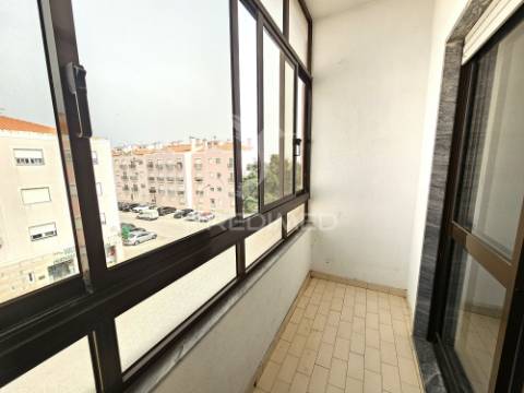 Excelente apartamento t2 no centro do pinhal novo, palmela