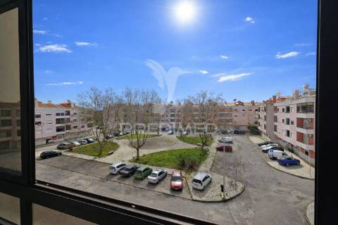 Excelente apartamento t2 no centro do pinhal novo, palmela