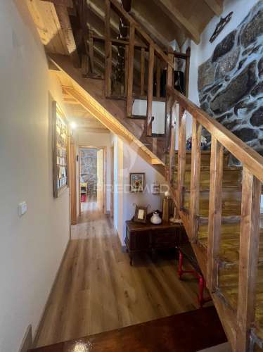 Moradia t2 totalmente remodelada em gralhas – montalegre