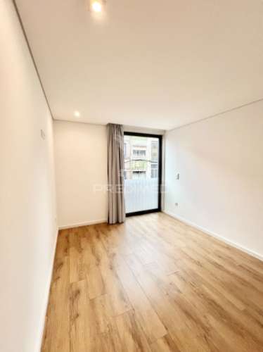 Apartamento t2 novo ao nível do r/c (elevado) na azenha, paranhos (próximo do pólo universitário), porto.