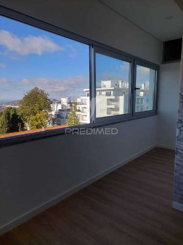 Loulé - apartamento renovado com 3 quartos