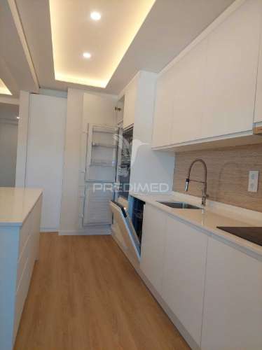 Loulé - apartamento renovado com 3 quartos