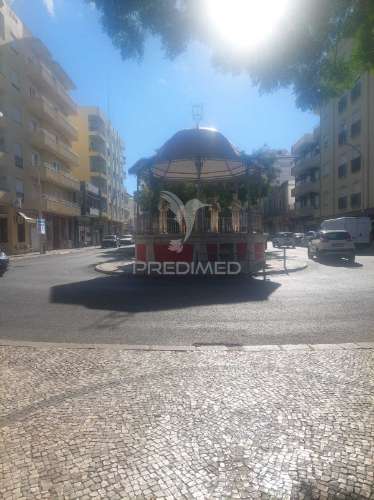 Loulé - apartamento renovado com 3 quartos