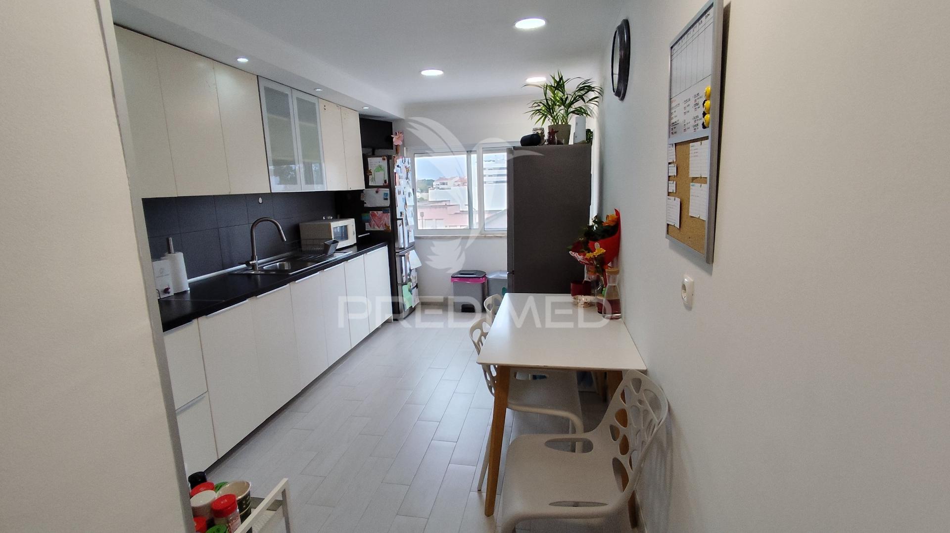 Apartamento t2 amora