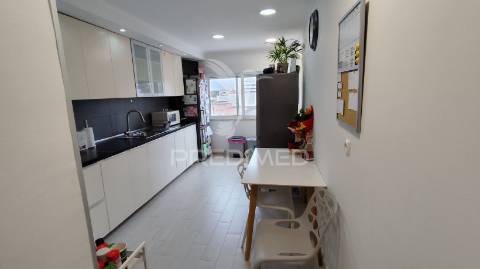 Apartamento t2 amora