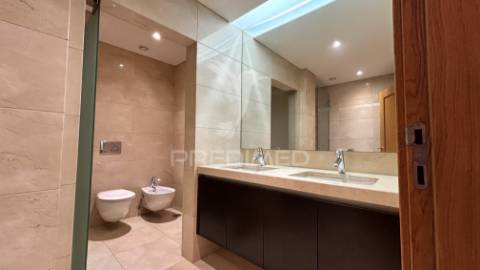 Penthouse / apartamento t5