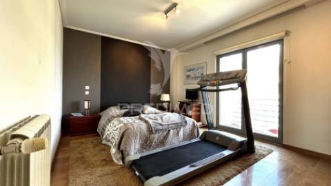 Penthouse / apartamento t5