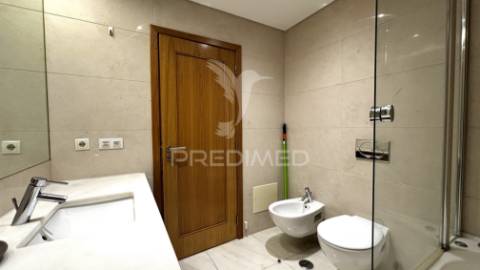 Penthouse / apartamento t5