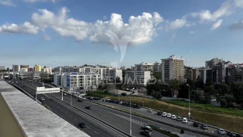 Penthouse / apartamento t5