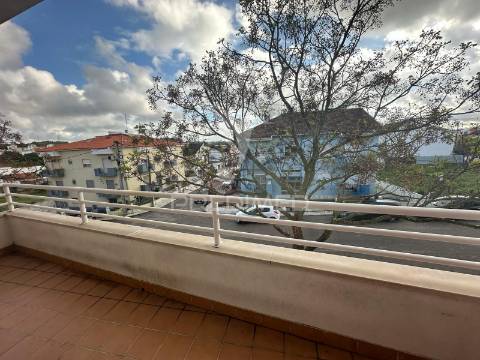 Apartamento t3/com garagem -para arrendamento em santarém