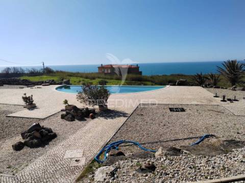 Moradia t2 c/vista mar em condominio com piscina