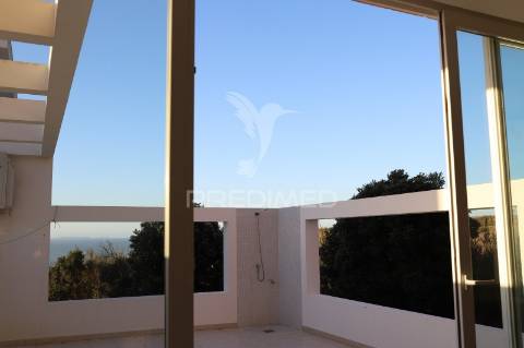 Moradia t2 c/vista mar em condominio com piscina