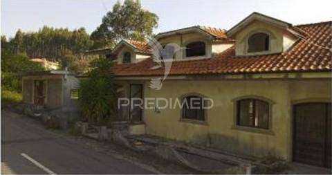 Moradia t3 com armazém e loja - excelente oportunidade