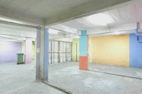 Garagem espaço comercial centro de queluz