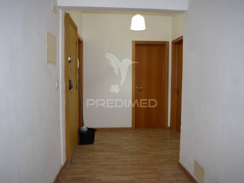 T3 remodelado na baía do seixal