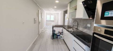 T2 qunita do charquinho benfica