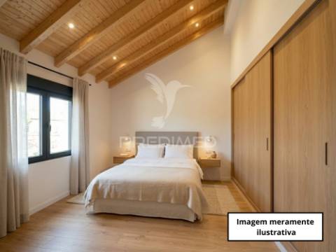 Moradia nova t3 (3 suítes) com charme tradicional a 10 min de tomar!