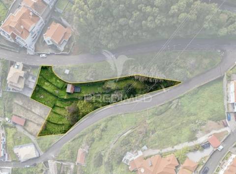 Terreno com 1.930 m² em gaula – excelente exposição solar e grande potencial de construção