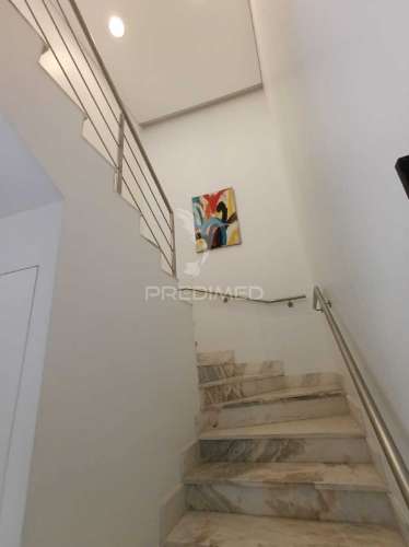 Moradia para arrendar em setúbal  - mobilada e equipada