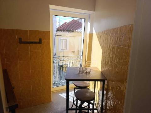 Moradia para arrendar em setúbal  - mobilada e equipada