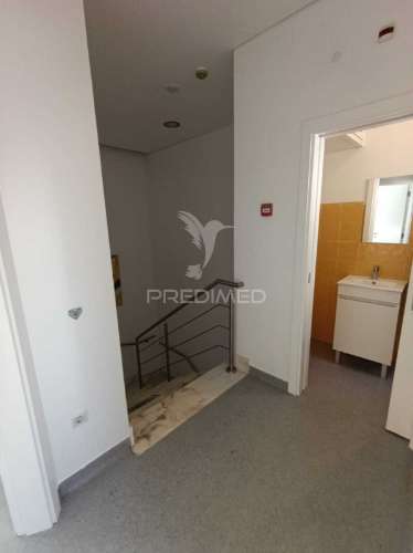 Moradia para arrendar em setúbal  - mobilada e equipada