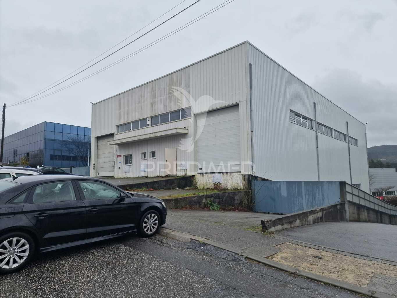 Procura espaço amplo para o seu negócio? temos o local ideal!