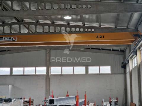 Procura espaço amplo para o seu negócio? temos o local ideal!