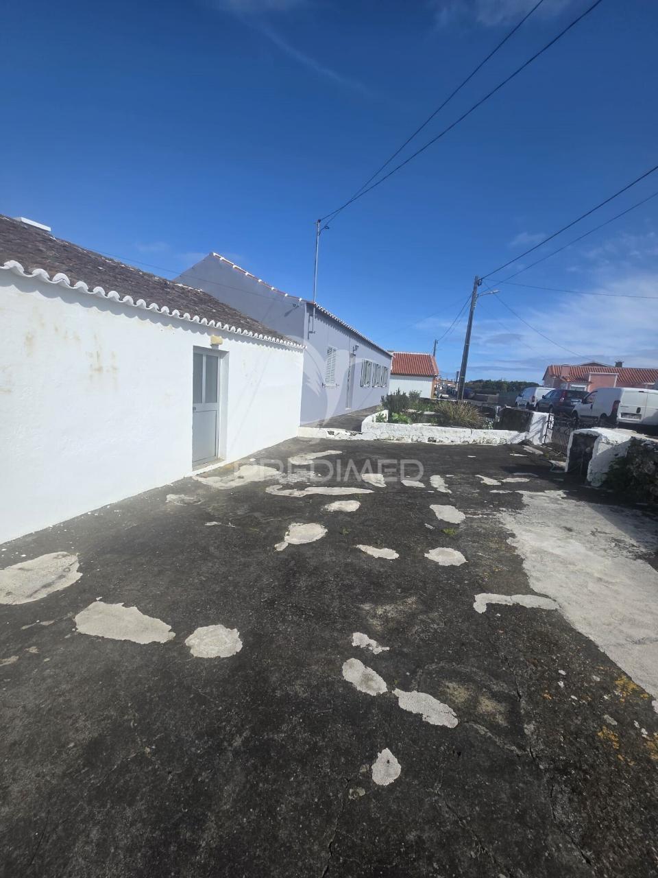 Moradia t3 santa cruz