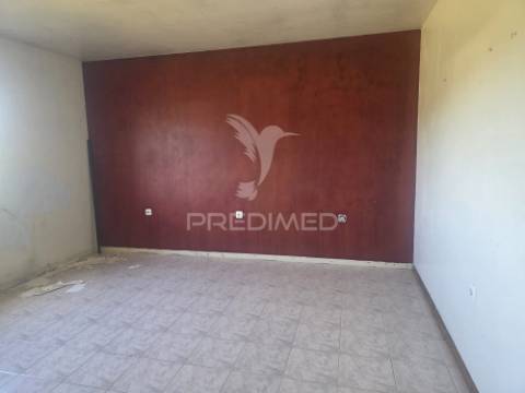 Moradia t3 santa cruz