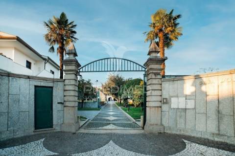 Moradia senhorial t5 com piscina e excelentes áreas – propriedade de prestígio, barcelos