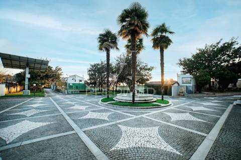 Moradia senhorial t5 com piscina e excelentes áreas – propriedade de prestígio, barcelos