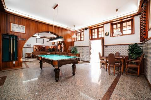 Moradia senhorial t5 com piscina e excelentes áreas – propriedade de prestígio, barcelos