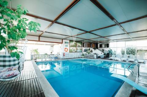 Moradia senhorial t5 com piscina e excelentes áreas – propriedade de prestígio, barcelos