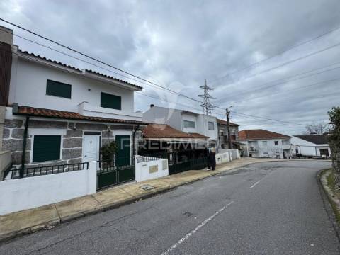 Moradia  t4 em guimarães