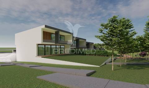 Terreno para construção de urbanização de condomínio fechado em loures