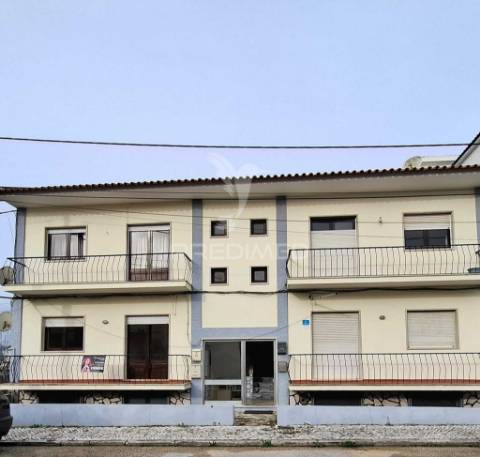 Apartamento t2 , ideal para investimento.