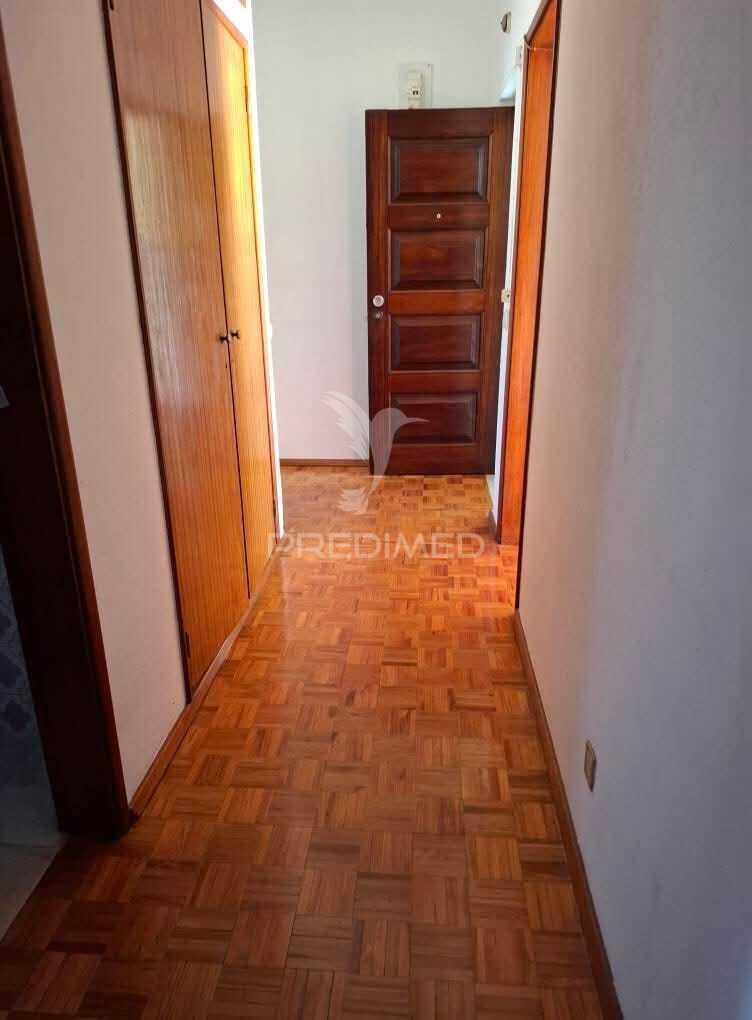 Apartamento t2 , ideal para investimento.