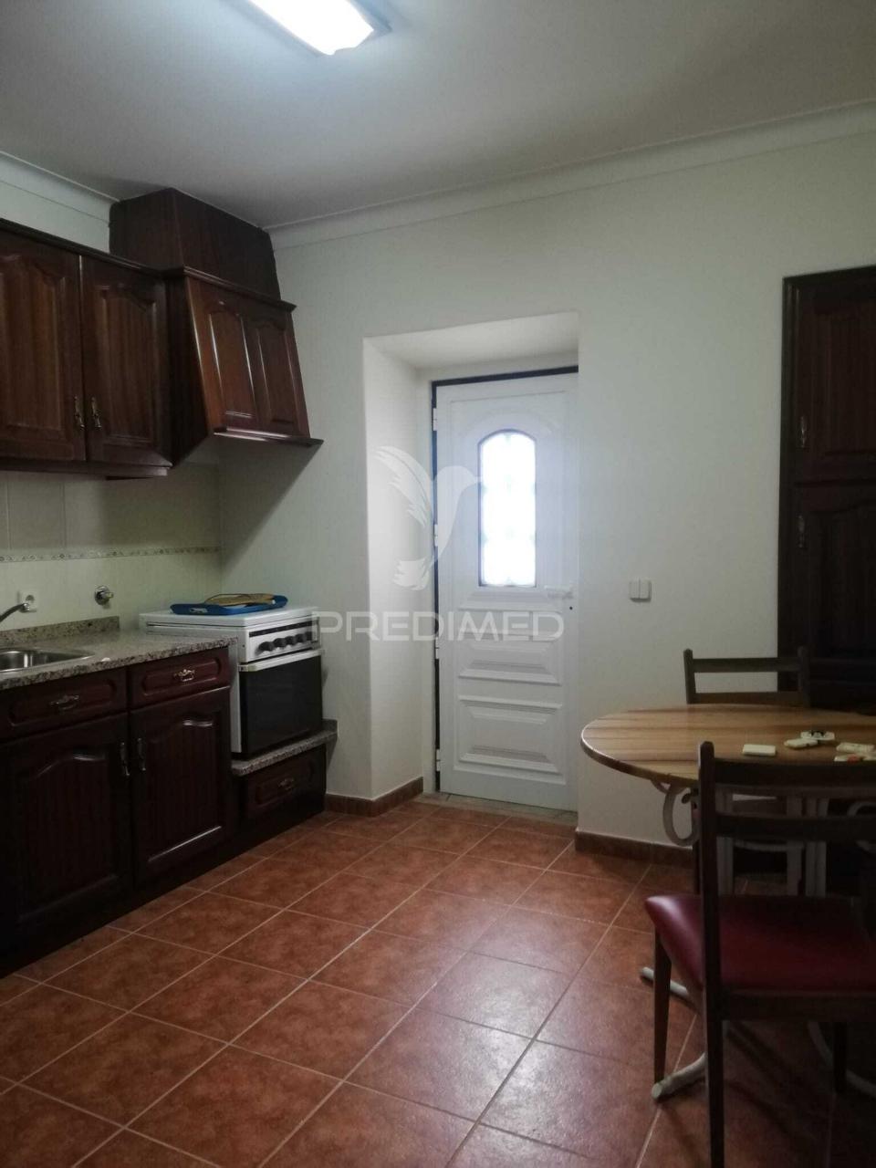 Fantástica moradia bi-familiar em vidais  privacidade, espaço e natureza!