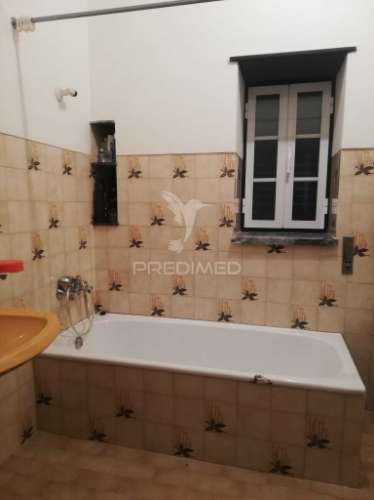 Fantástica moradia bi-familiar em vidais  privacidade, espaço e natureza!