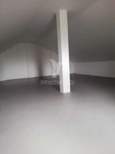 Fantástica moradia bi-familiar em vidais  privacidade, espaço e natureza!