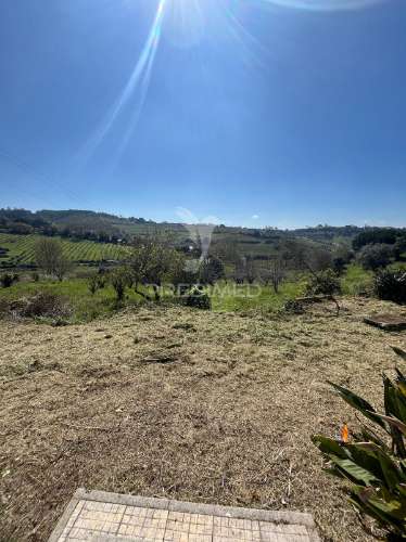 Fantástica moradia bi-familiar em vidais  privacidade, espaço e natureza!