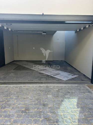 ✨elegante moradia geminada t3 em oeiras/leceia✨