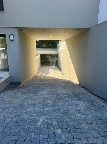 ✨elegante moradia geminada t3 em oeiras/leceia✨