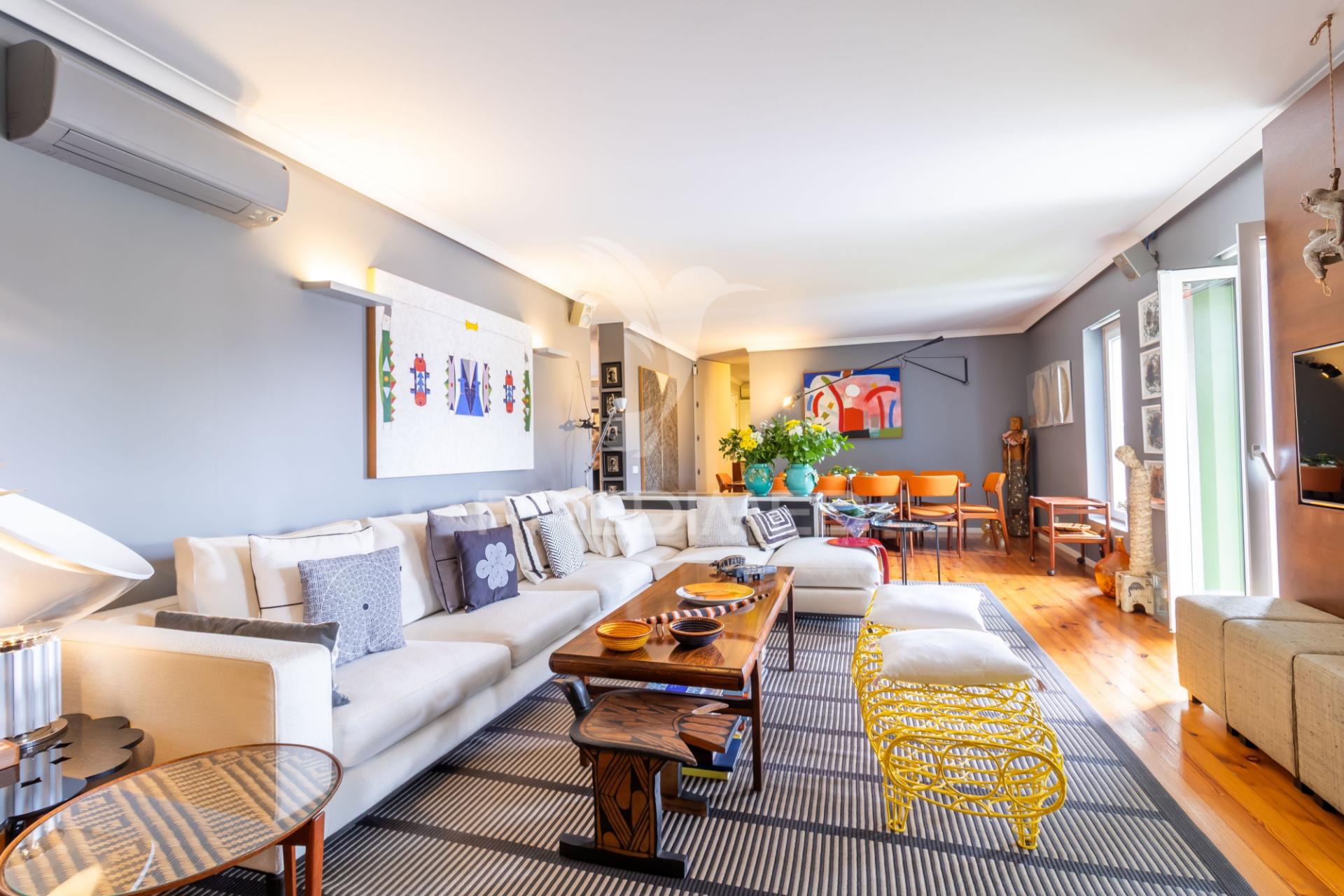 Apartamento t2 com parqueamento, piscina e jardim- rua das farinhas - santa maria maior - lisboa - 998.000€