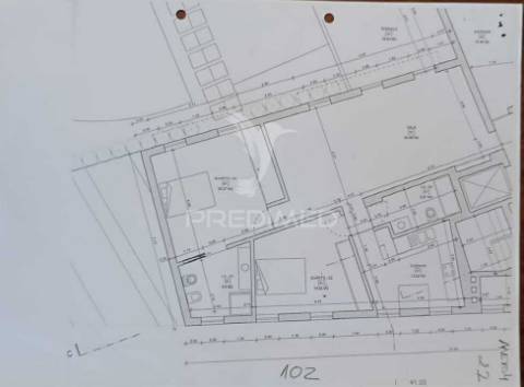 Apartamento t2 com parqueamento, piscina e jardim- rua das farinhas - santa maria maior - lisboa - 925.000€