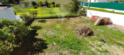 Moradia t2 remodela em arruda dos vinhos