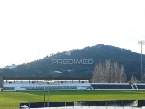 Apartamento duplex t4