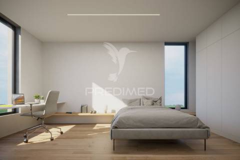 Moradia independente t4 aroeira