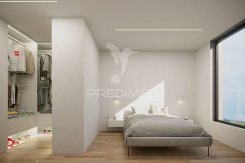 Moradia independente t4 aroeira